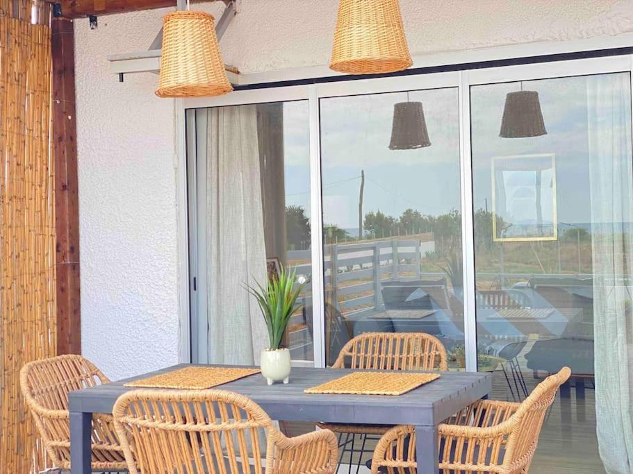 Boho Natural Beachfront Detached House Analipsis  Exterior photo