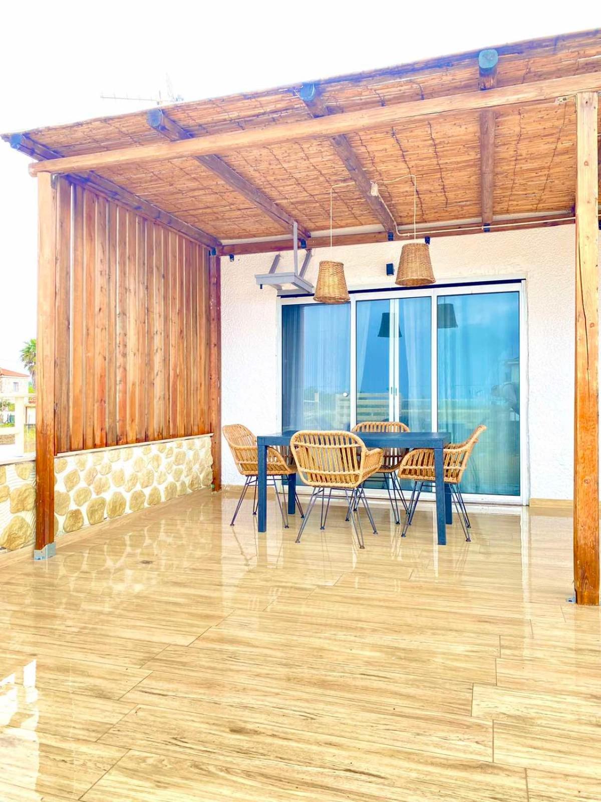 Boho Natural Beachfront Detached House Analipsis  Exterior photo